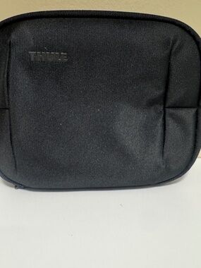 Thule Subterra 2 Poweshuttle